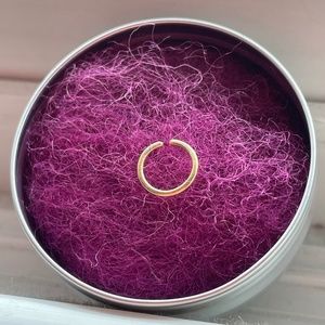 18k solid gold hoop earring, single, 6mm